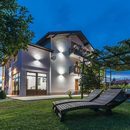 Apartments Lucic Slunj Luaran gambar