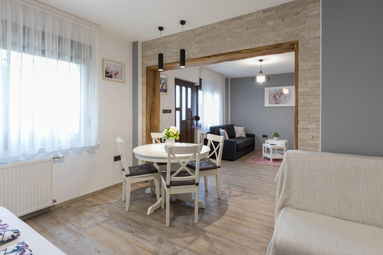 Apartments Lucic Slunj Luaran gambar