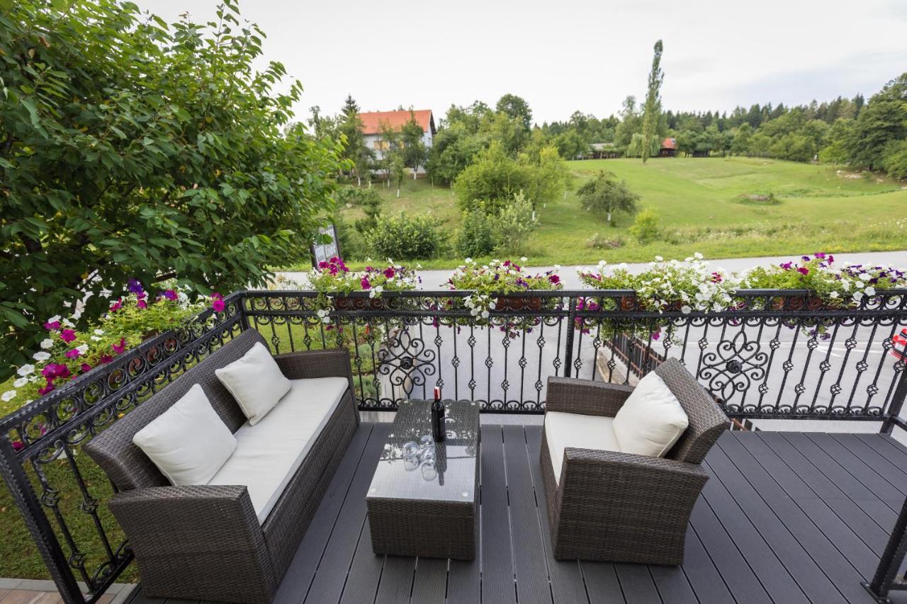 Apartments Lucic Slunj Luaran gambar